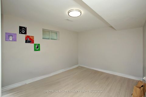 Photo 24 at 22 Kaiser Drive, West Woodbridge, Vaughan