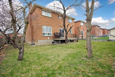 Photo 26 at 22 Kaiser Drive, West Woodbridge, Vaughan