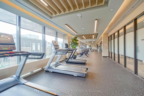 Photo 6 at 717 - 10 Honeycrisp Crescent, Vaughan Corporate Centre, Vaughan