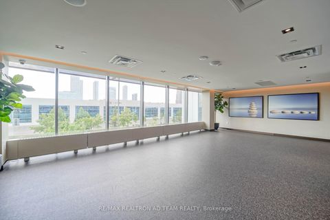 Photo 7 at 717 - 10 Honeycrisp Crescent, Vaughan Corporate Centre, Vaughan