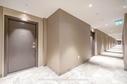 Photo 12 at 717 - 10 Honeycrisp Crescent, Vaughan Corporate Centre, Vaughan