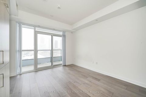 Photo 19 at 717 - 10 Honeycrisp Crescent, Vaughan Corporate Centre, Vaughan