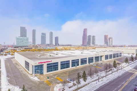 Photo 22 at 717 - 10 Honeycrisp Crescent, Vaughan Corporate Centre, Vaughan