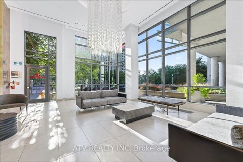 Photo 3 at 961 - 209 Fort York Boulevard, Niagara, Toronto