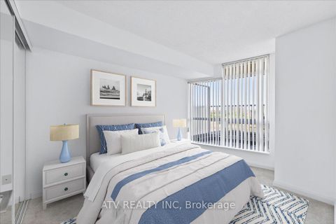 Photo 13 at 961 - 209 Fort York Boulevard, Niagara, Toronto