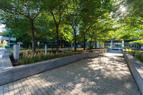 Photo 23 at 961 - 209 Fort York Boulevard, Niagara, Toronto