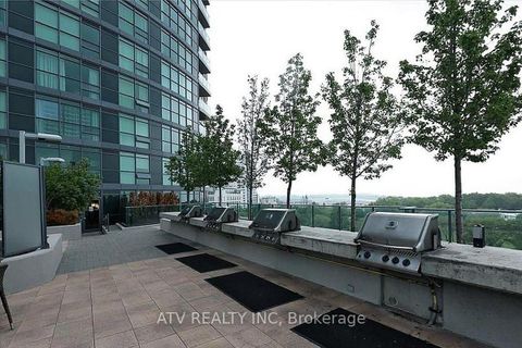 Photo 25 at 961 - 209 Fort York Boulevard, Niagara, Toronto