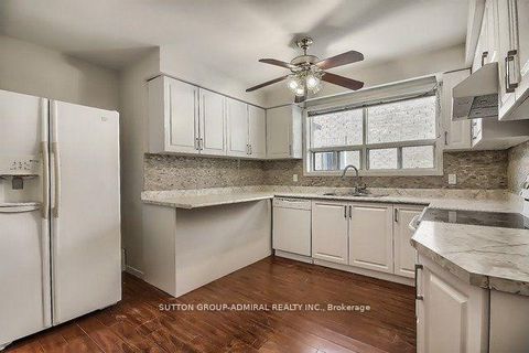 Photo 15 at 71 Spruce Avenue, South Richvale, Richmond Hill
