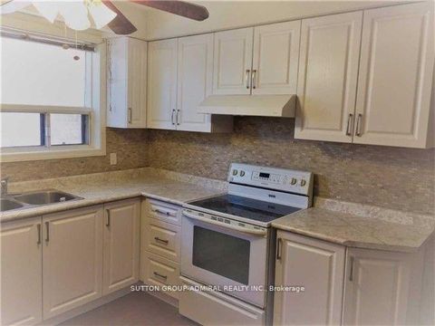 Photo 18 at 71 Spruce Avenue, South Richvale, Richmond Hill