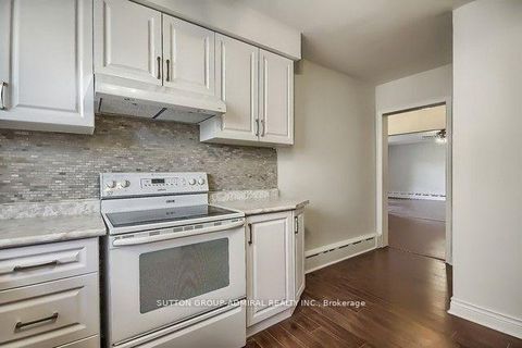 Photo 19 at 71 Spruce Avenue, South Richvale, Richmond Hill