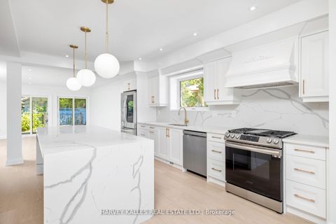 Photo 3 at 101 Clifton Road, Moore Park, Toronto
