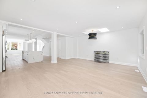 Photo 12 at 101 Clifton Road, Moore Park, Toronto