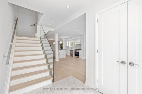 Photo 15 at 101 Clifton Road, Moore Park, Toronto