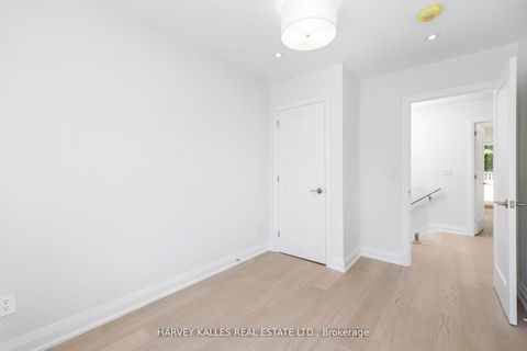 Photo 18 at 101 Clifton Road, Moore Park, Toronto
