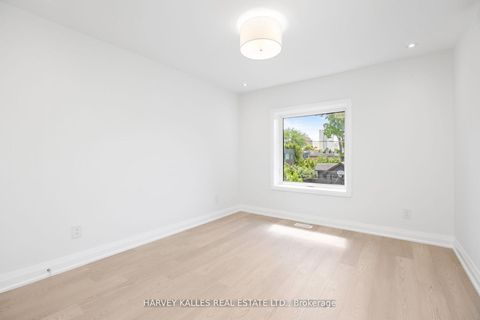 Photo 19 at 101 Clifton Road, Moore Park, Toronto