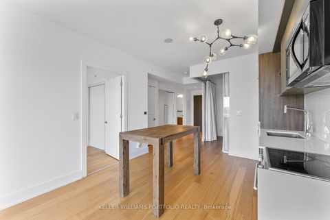 Photo 12 at 310 - 6 Parkwood Avenue, Forest Hill South, Toronto