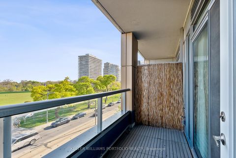 Photo 30 at 310 - 6 Parkwood Avenue, Forest Hill South, Toronto