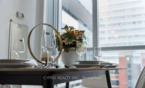Photo 7 at 601 - 770 BAY Street, Bay Street Corridor, Toronto
