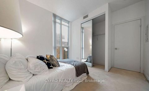 Photo 9 at 601 - 770 BAY Street, Bay Street Corridor, Toronto