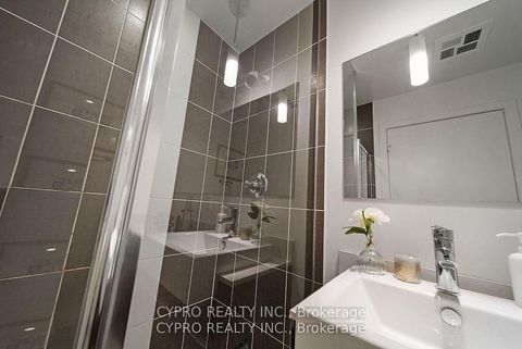 Photo 15 at 601 - 770 BAY Street, Bay Street Corridor, Toronto