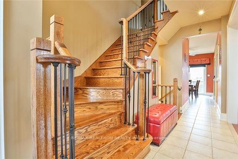 Photo 9 at 148 Tower Hill Road, Jefferson, Richmond Hill Photo 9 at 148 Tower Hill Road, Jefferson, Richmond Hill