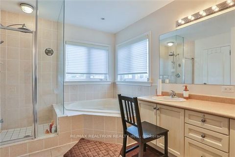 Photo 14 at 148 Tower Hill Road, Jefferson, Richmond Hill Photo 14 at 148 Tower Hill Road, Jefferson, Richmond Hill