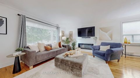 Photo 5 at 34 Edge Park Avenue, Birchmount, Toronto