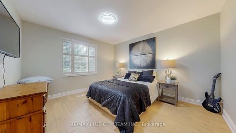 Photo 26 at 34 Edge Park Avenue, Birchmount, Toronto