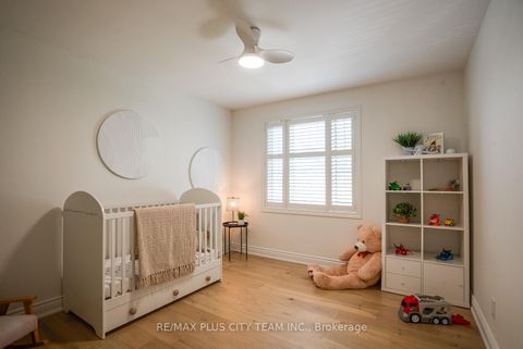 Photo 27 at 34 Edge Park Avenue, Birchmount, Toronto