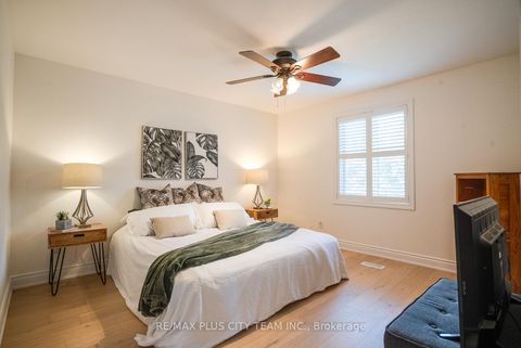 Photo 29 at 34 Edge Park Avenue, Birchmount, Toronto