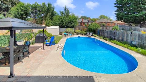 Photo 45 at 34 Edge Park Avenue, Birchmount, Toronto