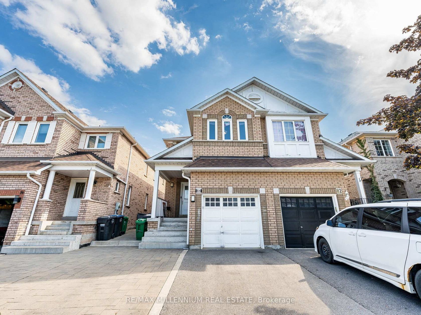 84 Grapevine Road, Bolton West, Caledon by Loree Meneguzzi Real Estate 84 Grapevine Road, Bolton West, Caledon