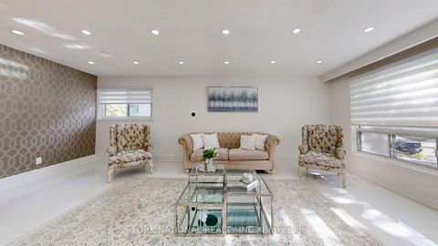 Photo 4 at 4 Boulding Drive, Aurora Heights, Aurora