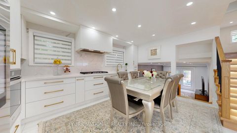 Photo 5 at 4 Boulding Drive, Aurora Heights, Aurora