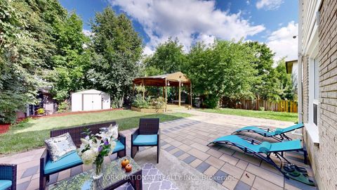 Photo 26 at 4 Boulding Drive, Aurora Heights, Aurora