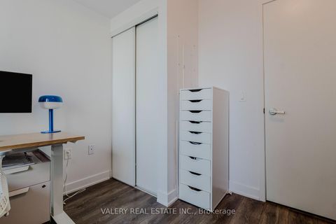 Photo 7 at 712 - 195 Redpath Avenue, Mount Pleasant West, Toronto