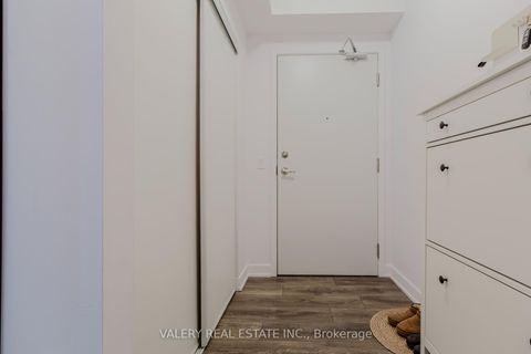 Photo 18 at 712 - 195 Redpath Avenue, Mount Pleasant West, Toronto