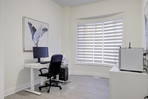 Photo 24 at 152 Stormont Trail, Vellore Village, Vaughan
