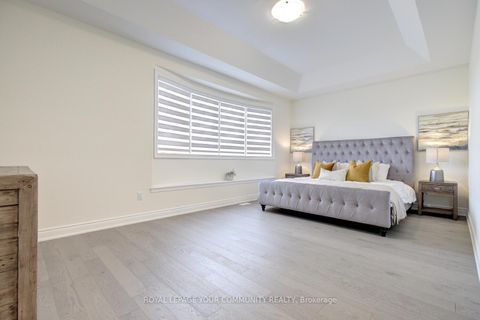 Photo 29 at 152 Stormont Trail, Vellore Village, Vaughan