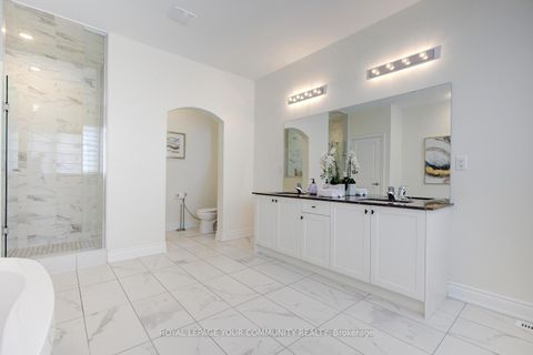 Photo 31 at 152 Stormont Trail, Vellore Village, Vaughan