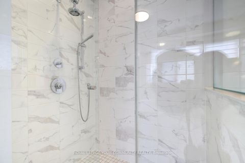 Photo 34 at 152 Stormont Trail, Vellore Village, Vaughan
