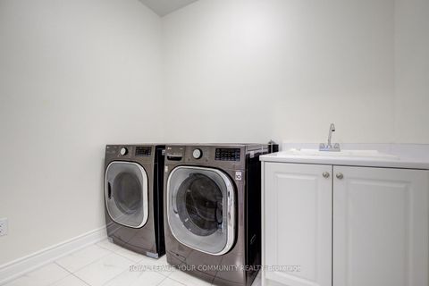 Photo 42 at 152 Stormont Trail, Vellore Village, Vaughan