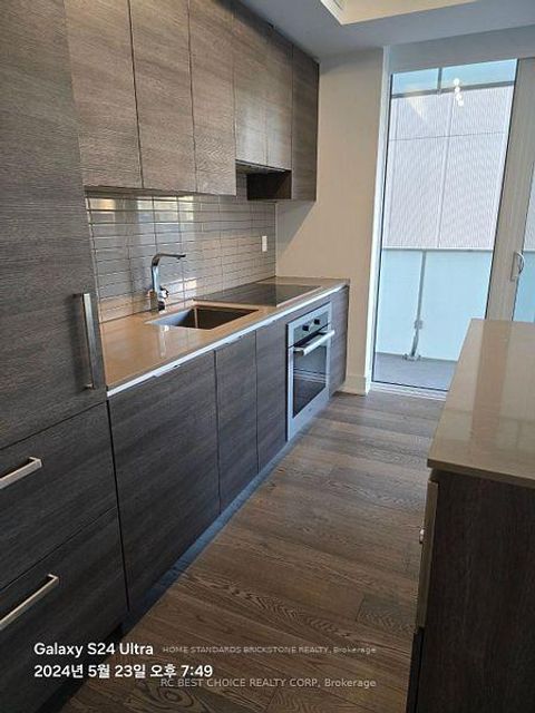 Photo 3 at 605 - 200 Bloor Street W, Annex, Toronto