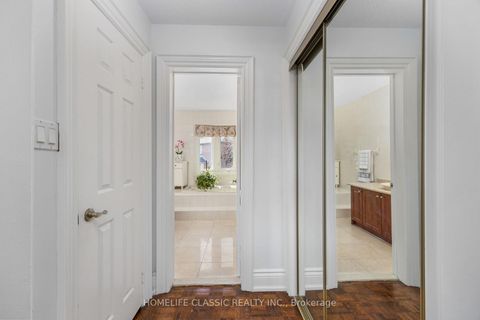 Photo 22 at 133 Medallion Boulevard, West Woodbridge, Vaughan