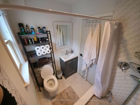 Photo 8 at 120 Edinborough Court, Smythe, Toronto