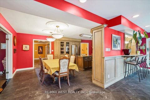 Photo 8 at 190 Sandys Drive, East Woodbridge, Vaughan