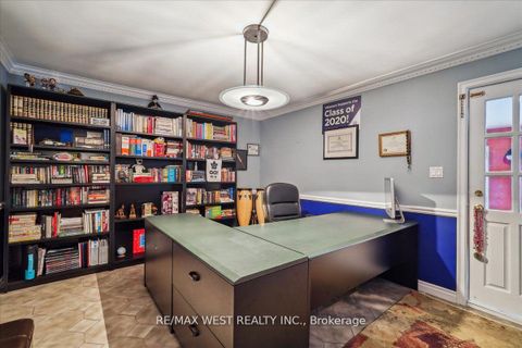 Photo 16 at 190 Sandys Drive, East Woodbridge, Vaughan