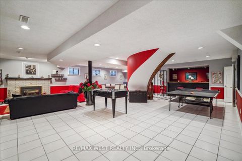 Photo 18 at 190 Sandys Drive, East Woodbridge, Vaughan