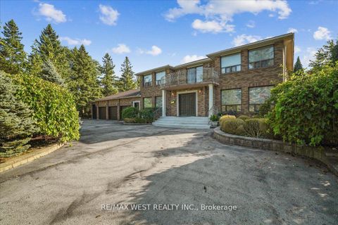 Photo 24 at 190 Sandys Drive, East Woodbridge, Vaughan