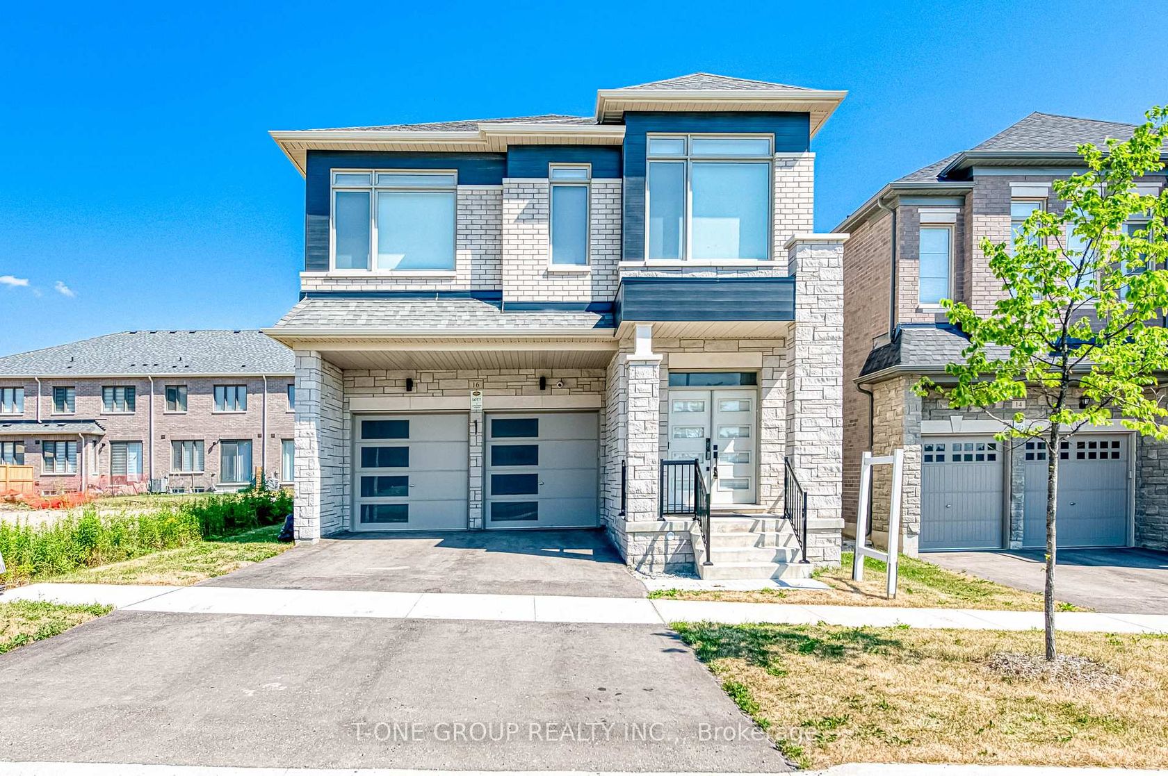16 Longworth Avenue, Rural Richmond Hill, Richmond Hill 